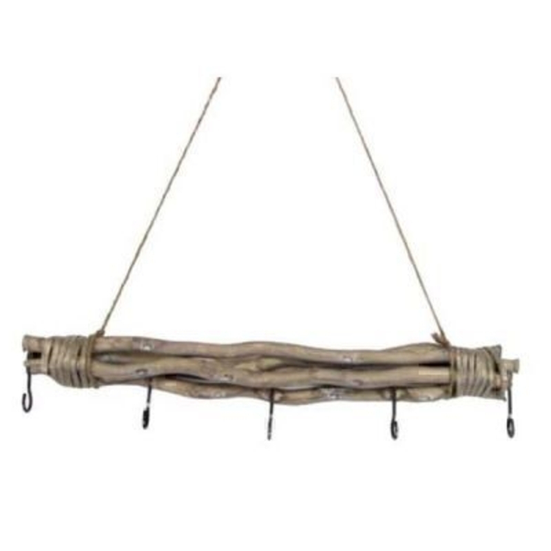 Rustic and shabby chic style twig hanging frame with 5 hooks by Gisela Graham. This would be a read addition to any home for hanging items such as keys and dog leads. Size 52x9.5x5cm
